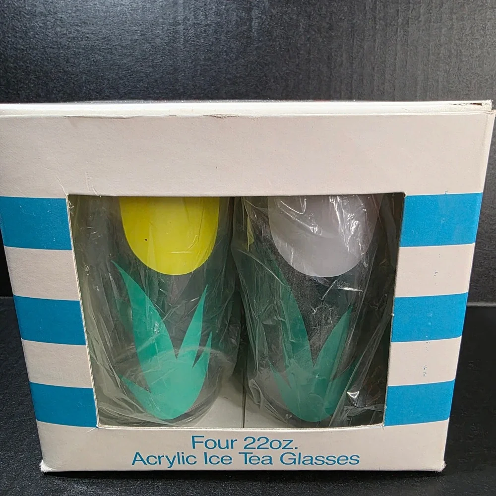 Paradise Beach Club Iced Tea Glasses Set 4 NOS - 22oz Tulip Acrylic‎ Retro